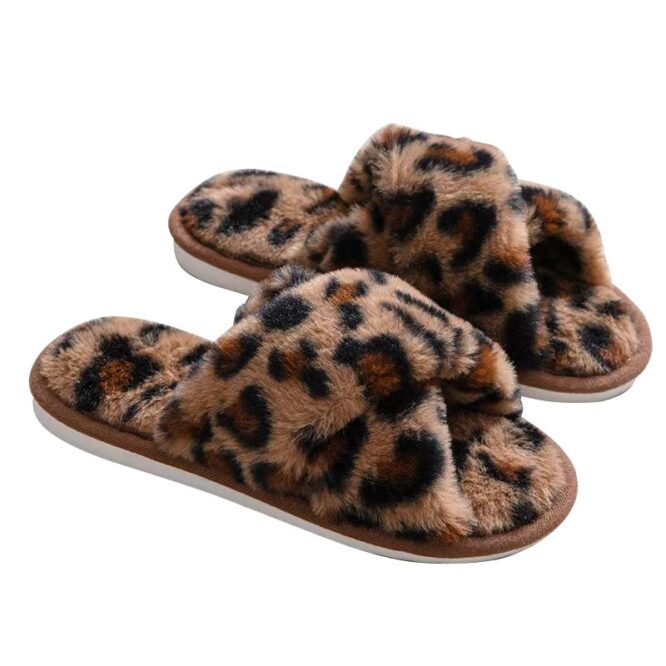PLUSH PAWS SLIPPER
