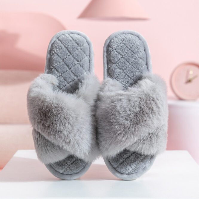 HAPPY FEET